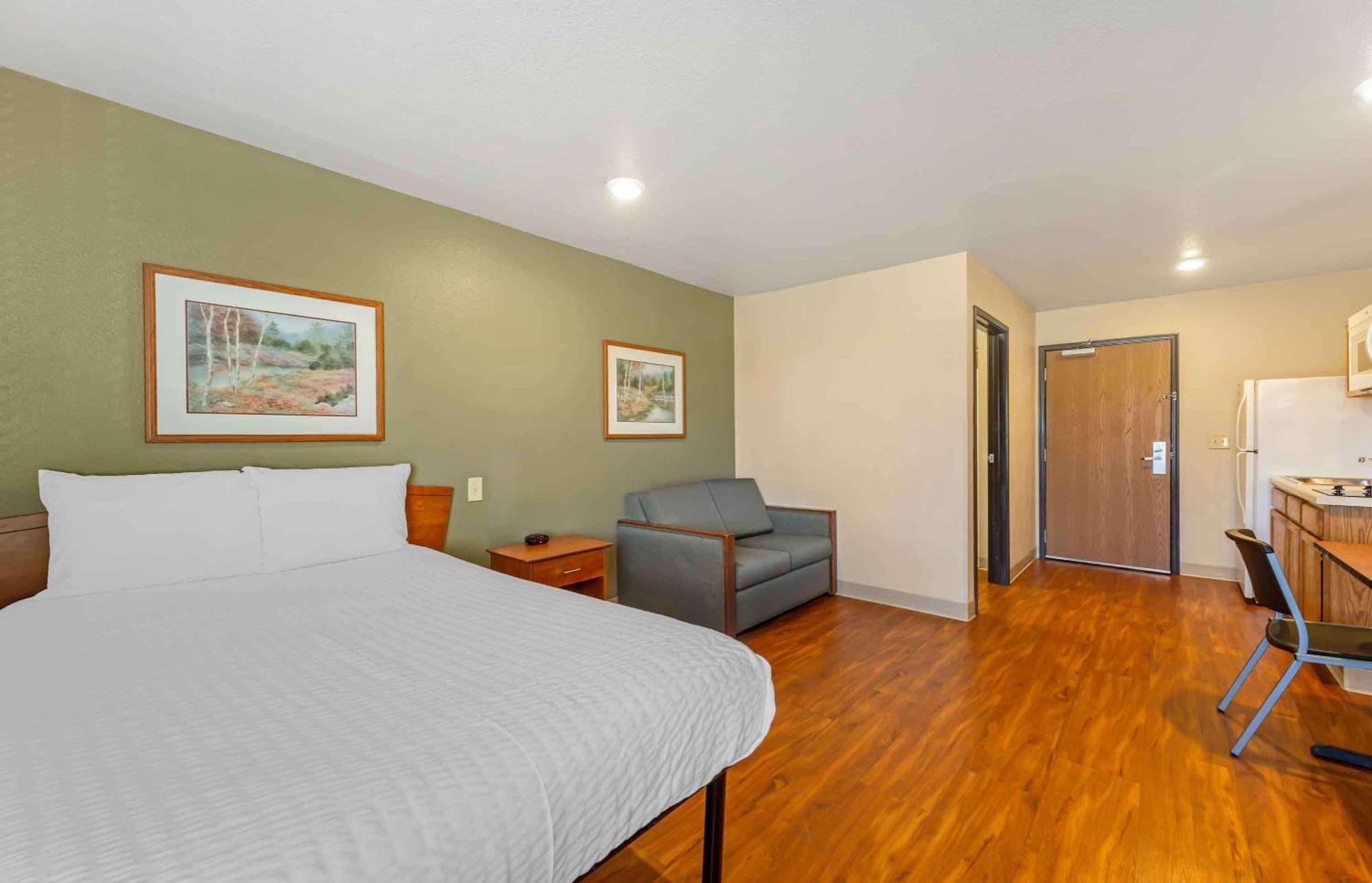 Extended Stay America Select Suites - Cleveland - メンター エクステリア 写真