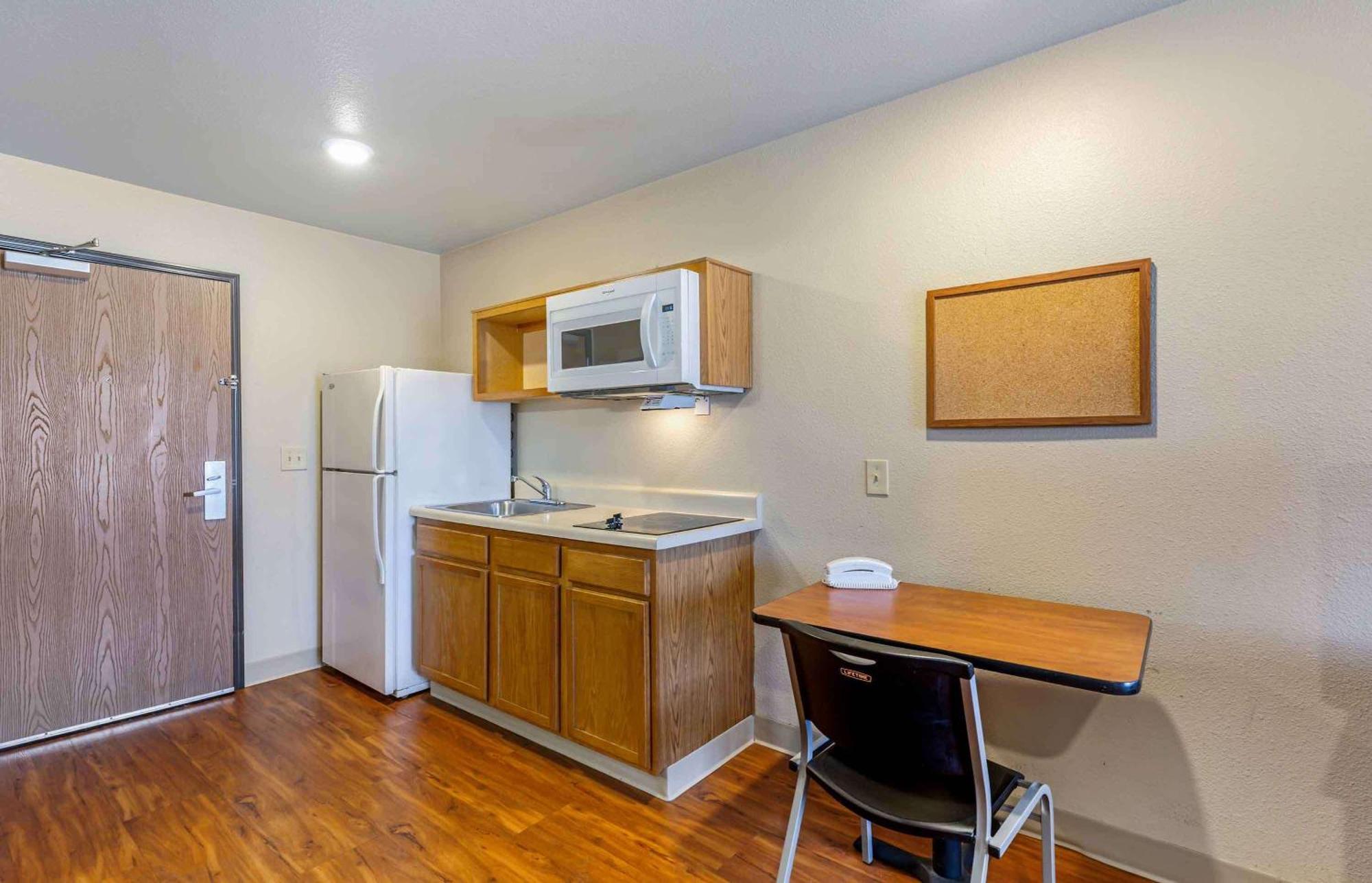 Extended Stay America Select Suites - Cleveland - メンター エクステリア 写真