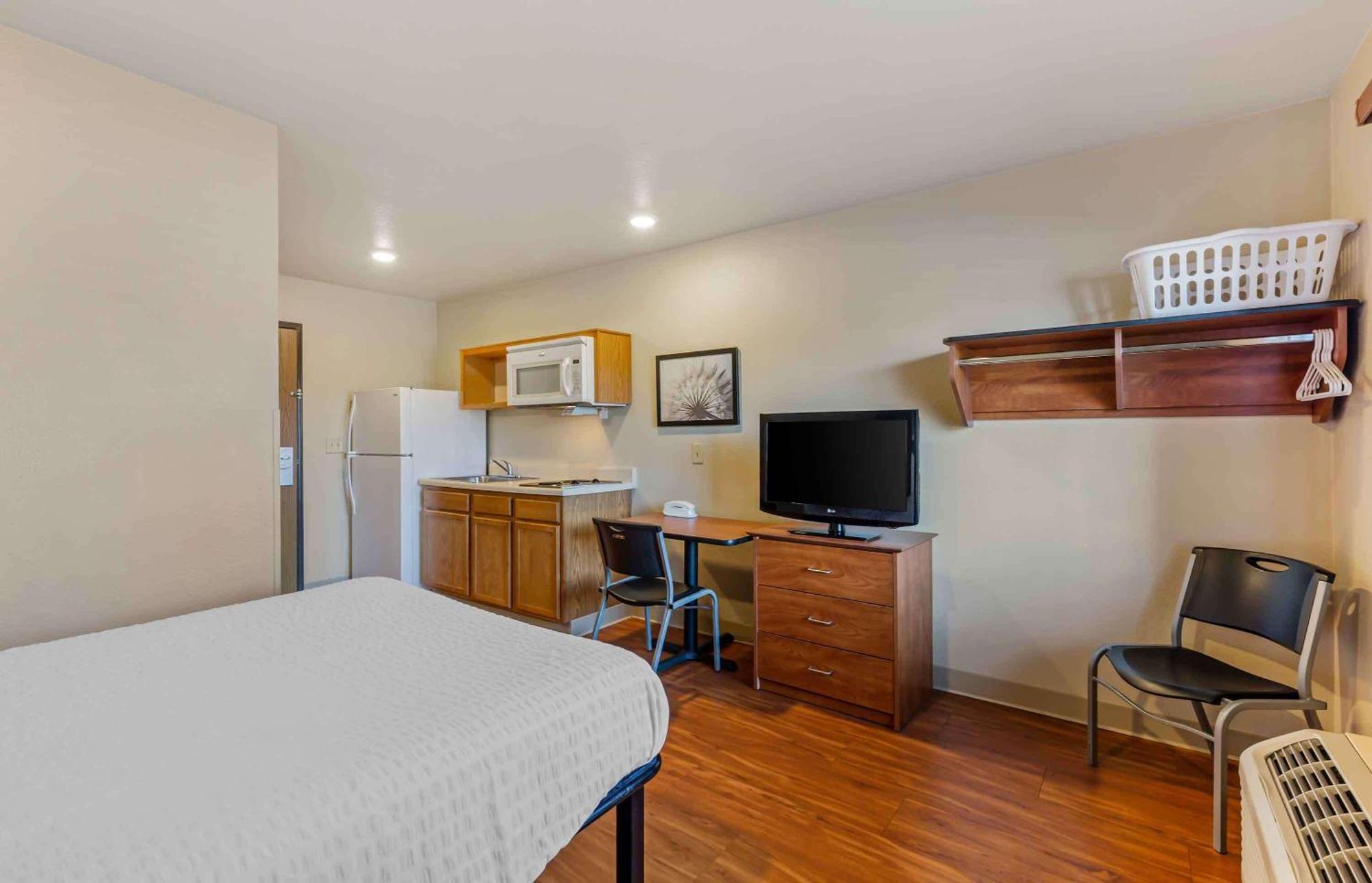 Extended Stay America Select Suites - Cleveland - メンター エクステリア 写真
