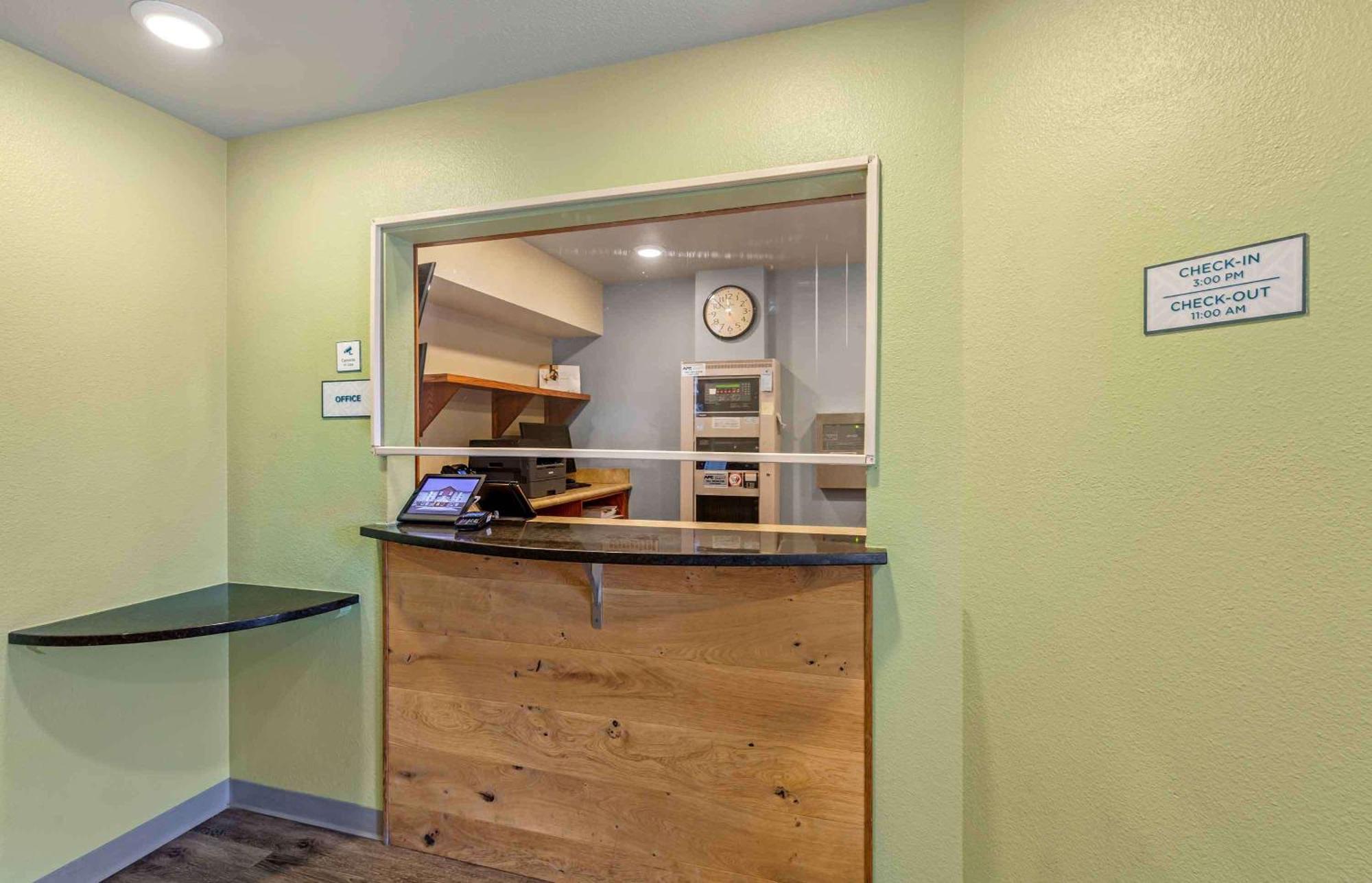 Extended Stay America Select Suites - Cleveland - メンター エクステリア 写真