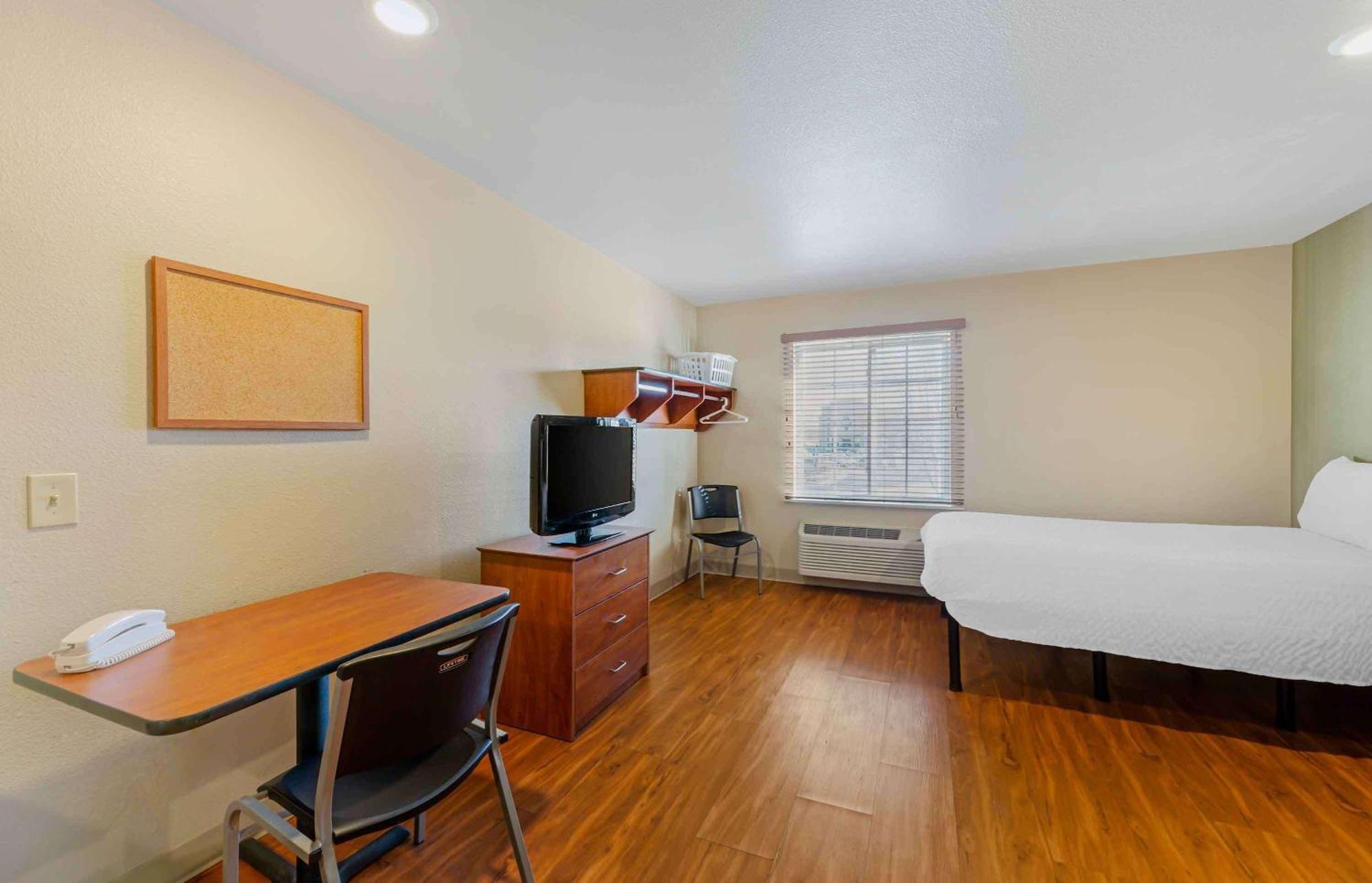 Extended Stay America Select Suites - Cleveland - メンター エクステリア 写真
